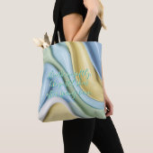 Tote bag in stylish abstract graphic トートバッグ (クローズアップ)