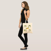 Tote bag with olives, leaves and blossom design トートバッグ (正面(モデル))
