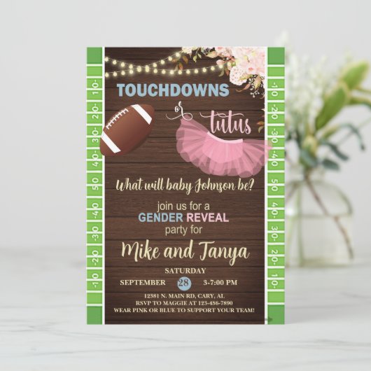 Touchdowns or Tutus gender reveal invitation. 招待状 (スタンド正面)