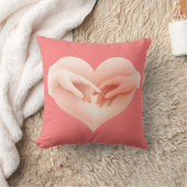 Touching Pink Hands Heart Love Throw Pillow  クッション (ブランケット)