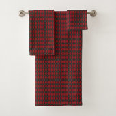 Towel set with a red and black checkered pattern バスタオルセット
