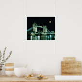 Tower Bridge at Night，ロンドン，イギリス ポスター (キッチン)