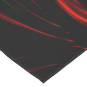 Traços vermelhos ondulados em fundo preto. ロングテーブルランナー (コーナー)