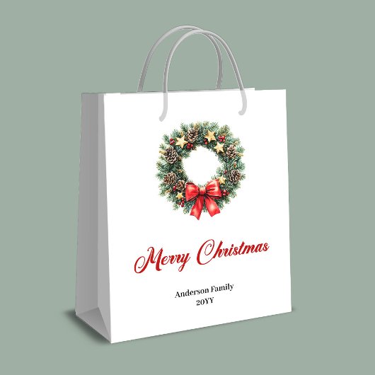 Traditional Christmas wreath gift bag personalized ミディアムペーパーバッグ