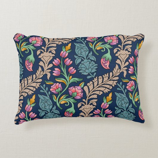 Traditional Mughal Allover Designart,pattern,flora アクセントクッション (正面)