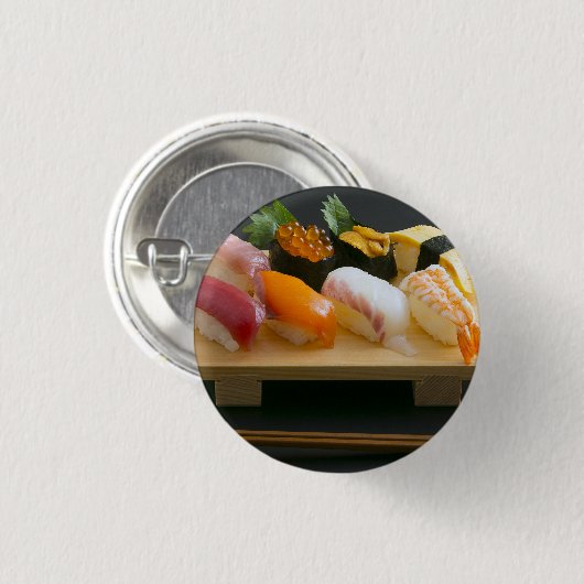 Traditional Nigiri Sushi Art – Pinback Button by S 缶バッジ (正面&裏面)
