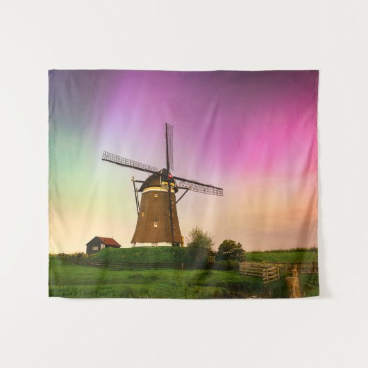 Traditional windmill under the Northern Lights タペストリー (正面(横))