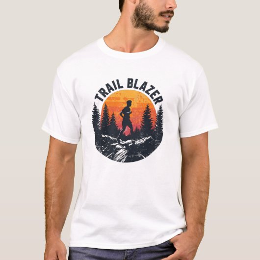Trail Blazer Mountain Runner Silhouette Tシャツ (正面)