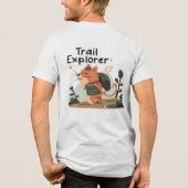 Trail Explorer Cat – Unisex Adventure Tee トライブレンドＴシャツ (裏面)