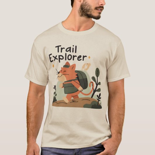 Trail Explorer – Cute Cat Hiking Adventure Tee Tシャツ (正面)