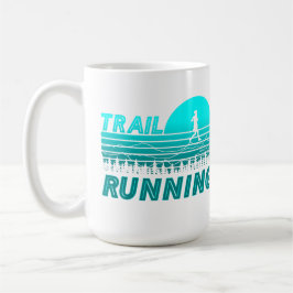 Trail Running blauen Sonnenuntergang mit Bergen  コーヒーマグカップ