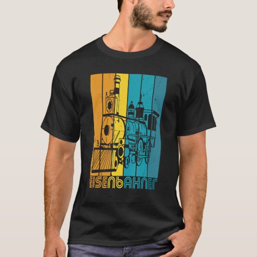 Train Driver Steam Locomotive Conductor on Rails Tシャツ (正面)