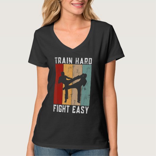 Train Hard Fight Easy Kickboxing Tシャツ (正面)