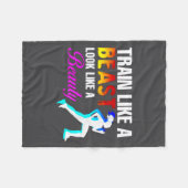 Train Like A Look Like A Beauty Fitness  フリースブランケット (正面(横))