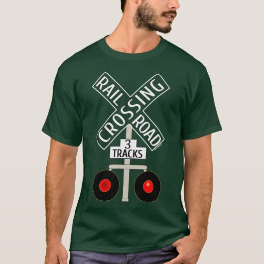 Train Railroad Crossing Lights tracks road sign Tシャツ (正面)