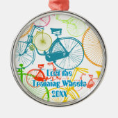 Training 失った Wheels自転車のキープザーと年 メタルオーナメント (正面)