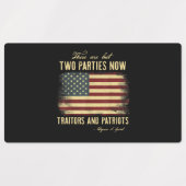 Traitors and Patriots  ラベル (デザイン1)