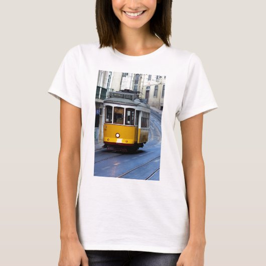 Tram 28, Lisbon, Portugal Tシャツ (正面)