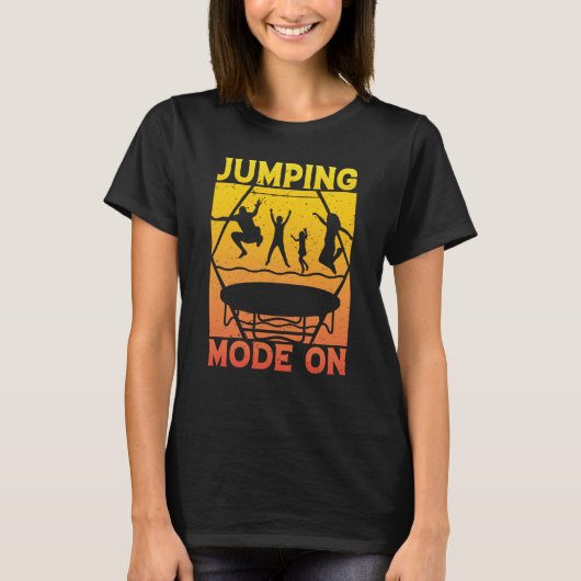 Trampoline Jumping Mode on Trampoline Gymnastics Tシャツ (正面)