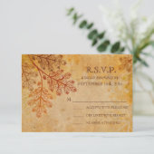 Tranishedのレースのような葉の秋の結婚式RSVPカード 出欠カード (スタンド正面)