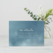 Tranquil Blue Minimalist Wedding Details Card エンクロージャーカード (スタンド正面)