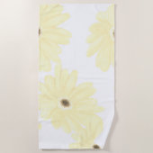 Tranquil Morning Yellow Flowers  ビーチタオル (正面)