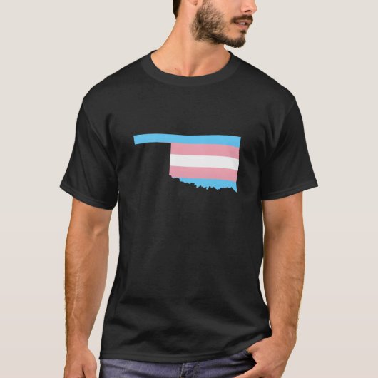 Trans Flag Oklahoma LGBT Pride Support family Tシャツ (正面)