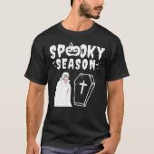 Transform Your Halloween Style with Our Spooky Vam Tシャツ (正面)