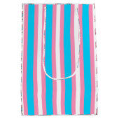  Transgender Hearts, Rainbows and Flag Birthday ミディアムペーパーバッグ (裏面)