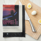 TRAPPIST-1 System Planet 1eレトロ宇宙観光広告 キッチンタオル (四つ折り)