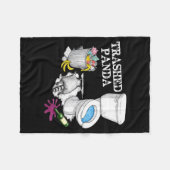 Trashed Panda Drunk Racoon Party Animal Meme Funny フリースブランケット (正面(横))