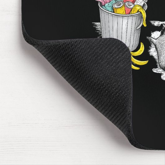 Trashed Panda Drunk Racoon Party Animal Meme Funny マウスパッド (コーナー)