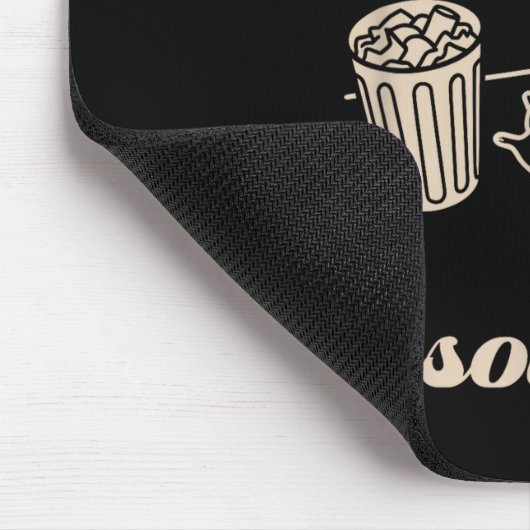 Trashed Panda New Year Resolution Funny Drunk Racc マウスパッド (コーナー)