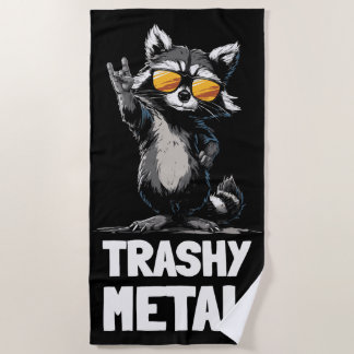 Trashy Metal Raccoon – Rock Hand Sign Illustration ビーチタオル