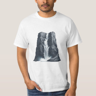 Traumhafter Wasserfall Tシャツ