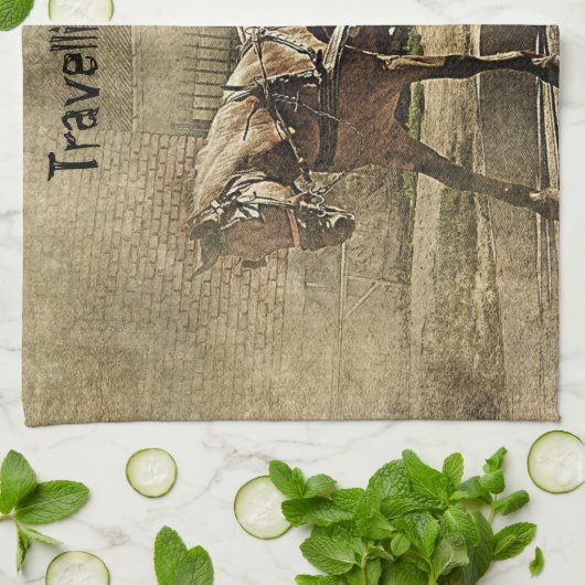 Travelling Light Old Couple on Wagon キッチンタオル (折り畳み)