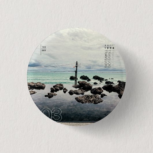travelog_3 缶バッジ (正面)