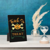 Treat or trick skull and crossbones Halloween pump フォトプラーク (側面)