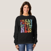 Treat People With Kindness TPWK Trendy Preppy 3 スウェットシャツ (正面フル)