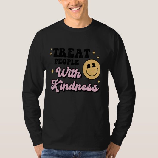 Treat People With Kindness TPWK Trendy Preppy 3 Tシャツ (正面)