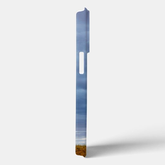 Tree in an empty field Case-Mate iPhoneケース (裏面 / 右)