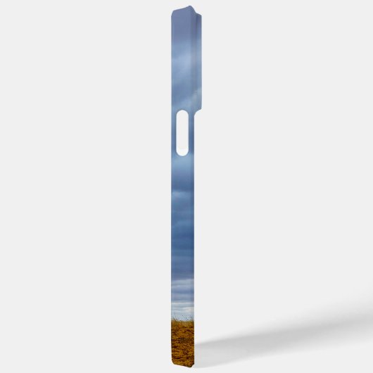 Tree in an empty field Case-Mate iPhoneケース (裏面 / 右)