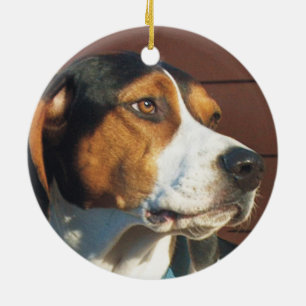 Treeingの歩行者のCoonhound セラミックオーナメント