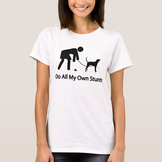Treeingの歩行者のCoonhound Tシャツ (正面)