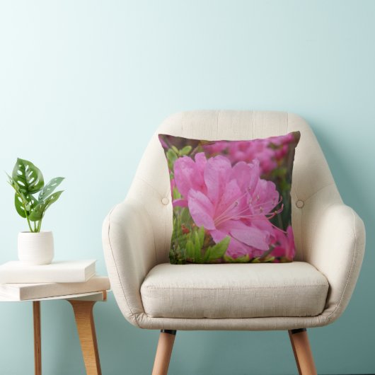 Trend Throw Pillow With Picture Of Rhododendron クッション (椅子)