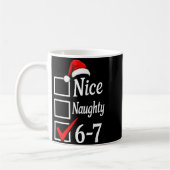 Trendy 6-7 Meme Nice Naughty 67 Christmas Funny Gr コーヒーマグカップ (左)