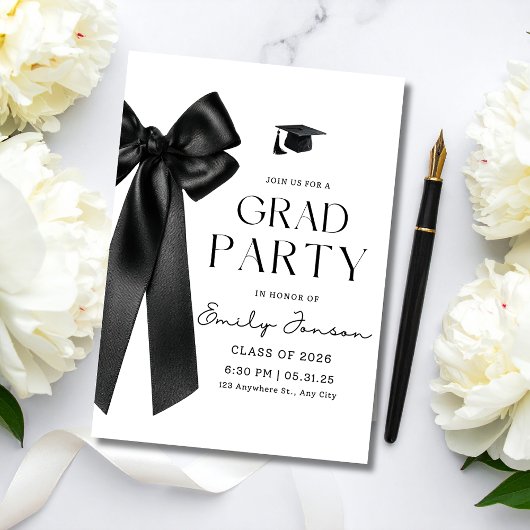 Trendy Black Bow Graduation Party Coquette Grad 招待状