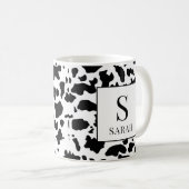 Trendy Cow Print Monogram Initial Name Mug コーヒーマグカップ (正面右)