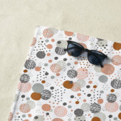 Trendy dots pattern bath towel ビーチタオル (インサイチュ)