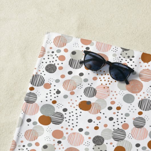 Trendy dots pattern bath towel ビーチタオル (インサイチュ)